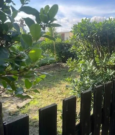 Casa Serena Avec Acces Direct Mer, Jardin Et Barbecue Ferienhaus